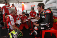 Pour Crutchlow, Rossi, Lorenzo et Pedrosa doivent arrêter de rêver