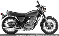 Évincée du catalogue français en 1982, la SR400 réapparait en 2014 ! Avec sa bonne vieille moto monocylindre, Yamaha compte faire vibrer la corde