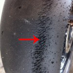 Usure irrégulière des pneus piste moto : En identifier l'origine