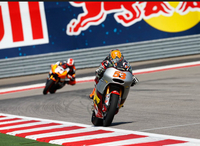 Rabat souffle la pole à Zarco