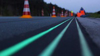 Projet "Smart Highway" : une route phospho' à l'étude (vidéo) Actualité Concept Sécurité routière YouTube Caradisiac Moto Caradisiac.com