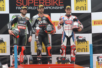 Actualité Moto Victoire de Guintoli en première course