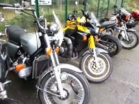 Vie de la rédaction : De bien belles motos en visite chez Honda !
