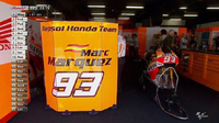 Que ne doit-on pas voir sur la moto de Marc Marquez ?