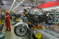 Vidéo visite de l'usine Moto Guzzi à Mandello
