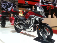 News moto vidéo Intermot : Honda VFR 800 X Crossrunner, le nom reste mais tout le reste change !