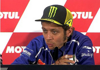 Valentino Rossi roulera à Motegi avec l'index droit fracturé.