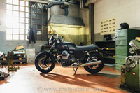 Moto Guzzi V7 II kit custom : Dark Rider, Scrambler, Heritage, Café Racer et Record