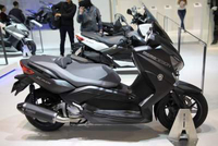 Yamaha X-Max série Momo Design