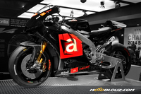 Aprilia MotoGP 2015 : Infos et photos de la moto depuis Milan !