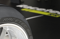 Metzeler Racetec RR, un nouveau pneu moto sportif pour 2015
