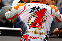 Marc Marquez évalue Valentino Rossi comme son principal adversaire en 2015
