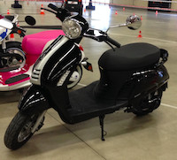RPS présente un scooter électrique