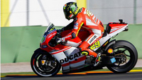 Andrea Iannone : " stupide de quitter Ducati "