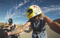 Vidéo moto : Babes Ride Out Coin des filles Vidéo moto YouTube Caradisiac Moto Caradisiac.com