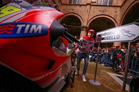 Ducati fait des siennes à Sienne