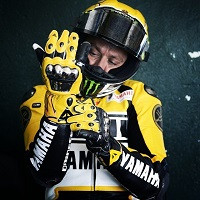 Valentino Rossi en jaune à Goodwood