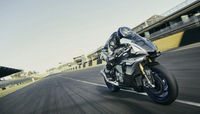 Yamaha relance la production de la R1M pour 2016