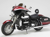 Triumph Rocket 3 Tourer : Un bagger king size pour 2016