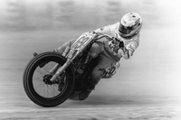 Nicky Hayden premier Champion du Monde MotoGP à passer en Superbike