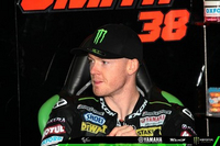 Bradley Smith: Un œil vers KTM...