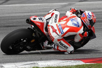MotoGP tests Sepang jour 3 : Lorenzo s'impose, Rossi bataille