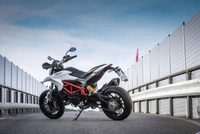 1. Essai Ducati Hypermotard 939 2016: la même en 939