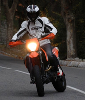 "Trop rapides, les motards"