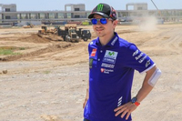 Lorenzo rend visite au circuit de Sokol