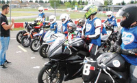 L'école de motocyclisme itinérante FFM