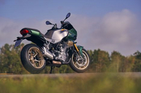 EICMA 2021 - Avec la V100 Mandello, Moto Guzzi sort la première moto avec une aérodynamique active