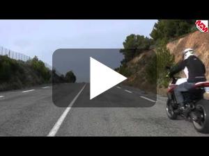 Comment faire un wheeling par Moto et Motards