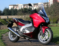 Essai vidéo Honda Integra 700