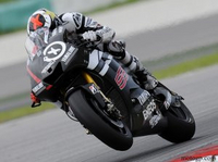 MotoGP : les 1000 cm3 trop rapides pour Lorenzo