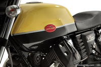 Moto Guzzi V7 Special, Stone et Racer