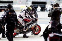 Chris Vermeulen retrouve le circuit et c'est déjà une première victoire