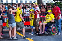 Pistorius : " j'admire les athlètes comme Rossi, ceux qui ne refusent jamais un sourire "