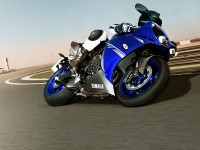 Yamaha Race Blu : il va y avoir du sport !