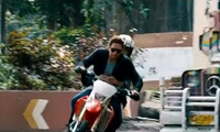 " Jason Bourne : l'Héritage " : musclée, la course-poursuite à moto (+vidéos)