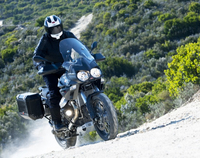 La Moto Guzzi Stelvio 8V se replace dans la course