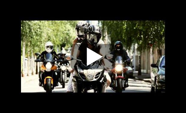 Spot Moto Ironique : La moto c'est comme le sexe