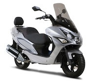 Pour l'achat d'un S3 Touring 125 cm3
