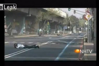 Vidéo - La chute spectaculaire d'un motard de la police mexicaine