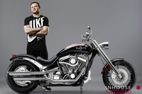 Rooney vend une Launge Jensen pour la bonne cause