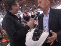 Salon JPMS 2013 : pourquoi les casques Arai sont-ils si chers ? (+ vidéo)