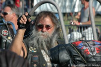 Insolite : en Angleterre, les " bikers " ne sont plus sales ni chevelus...