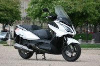Offre de financement sur les Dink Street 125 et 300 cm3