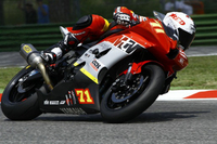 Actualité Moto Sur le circuit Enzo & Dino Ferrari, Robin Mulhauser chute et peine à trouver les brèches du TOP 10