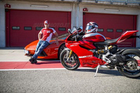 Andrea Dovizioso s'amuse en Lamborghini Aventador [Video]