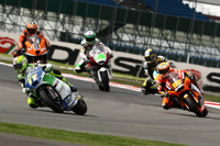 Actualité Moto Aegerter aux avants-postes, Krummenacher en enfer